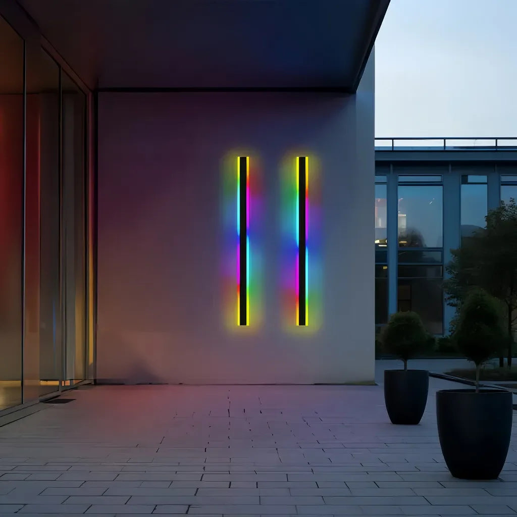 Lineo — Applique extérieure longue LED RGB
