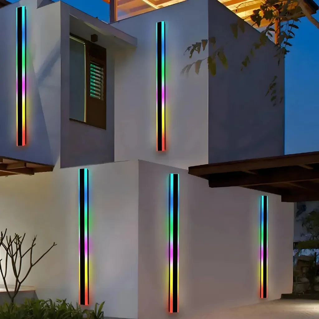 Lineo — Applique extérieure longue LED RGB