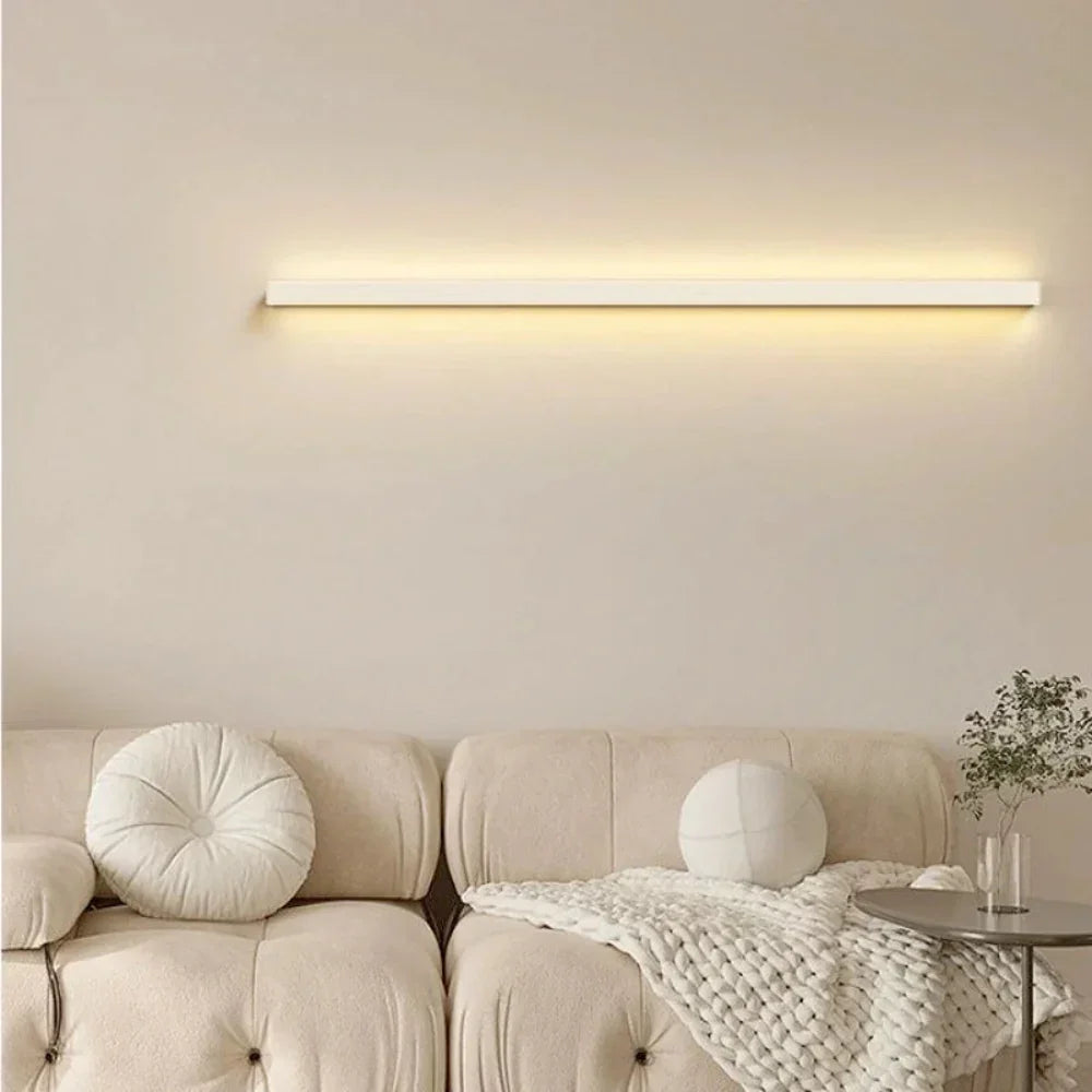 Pura — Applique murale linéaire minimaliste LED