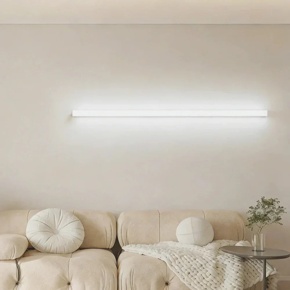 Pura — Applique murale linéaire minimaliste LED