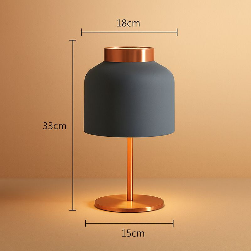 Rosalina — Lampe dôme en métal à pied doré