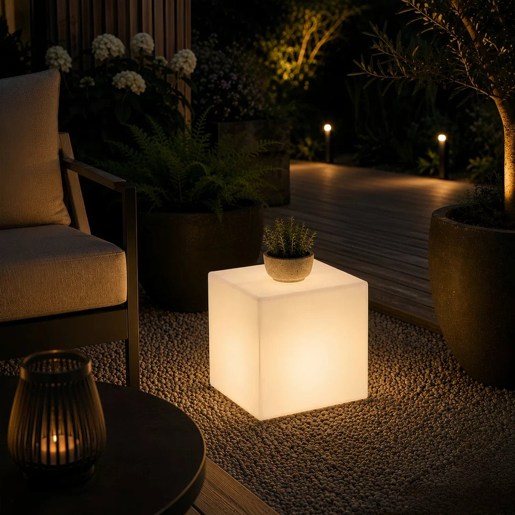 Cubo — Lampe cube LED rechargeable d'extérieur