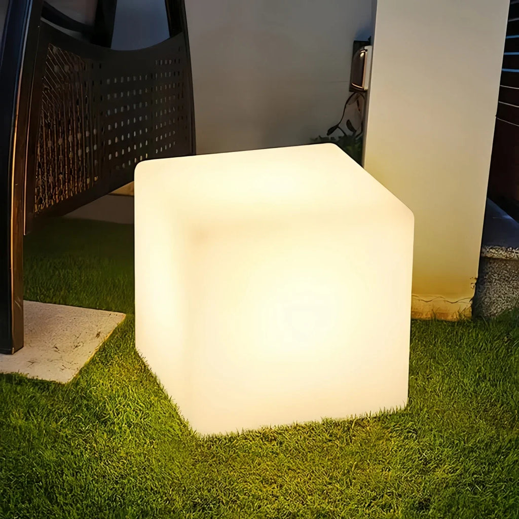 Cubo — Lampe cube LED rechargeable d'extérieur