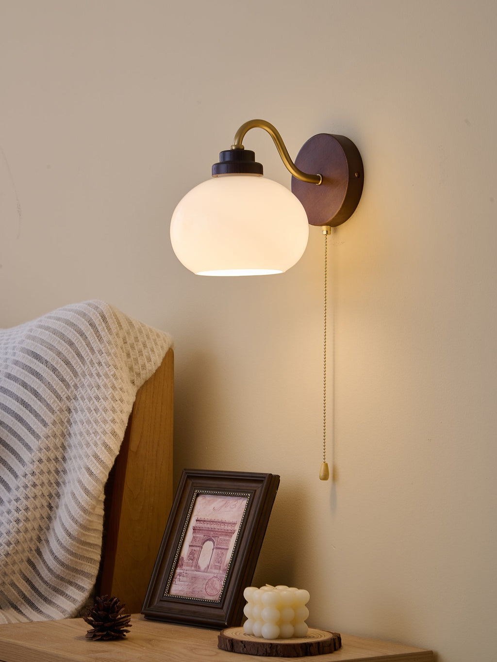 Verrane — Applique murale en bois et verre