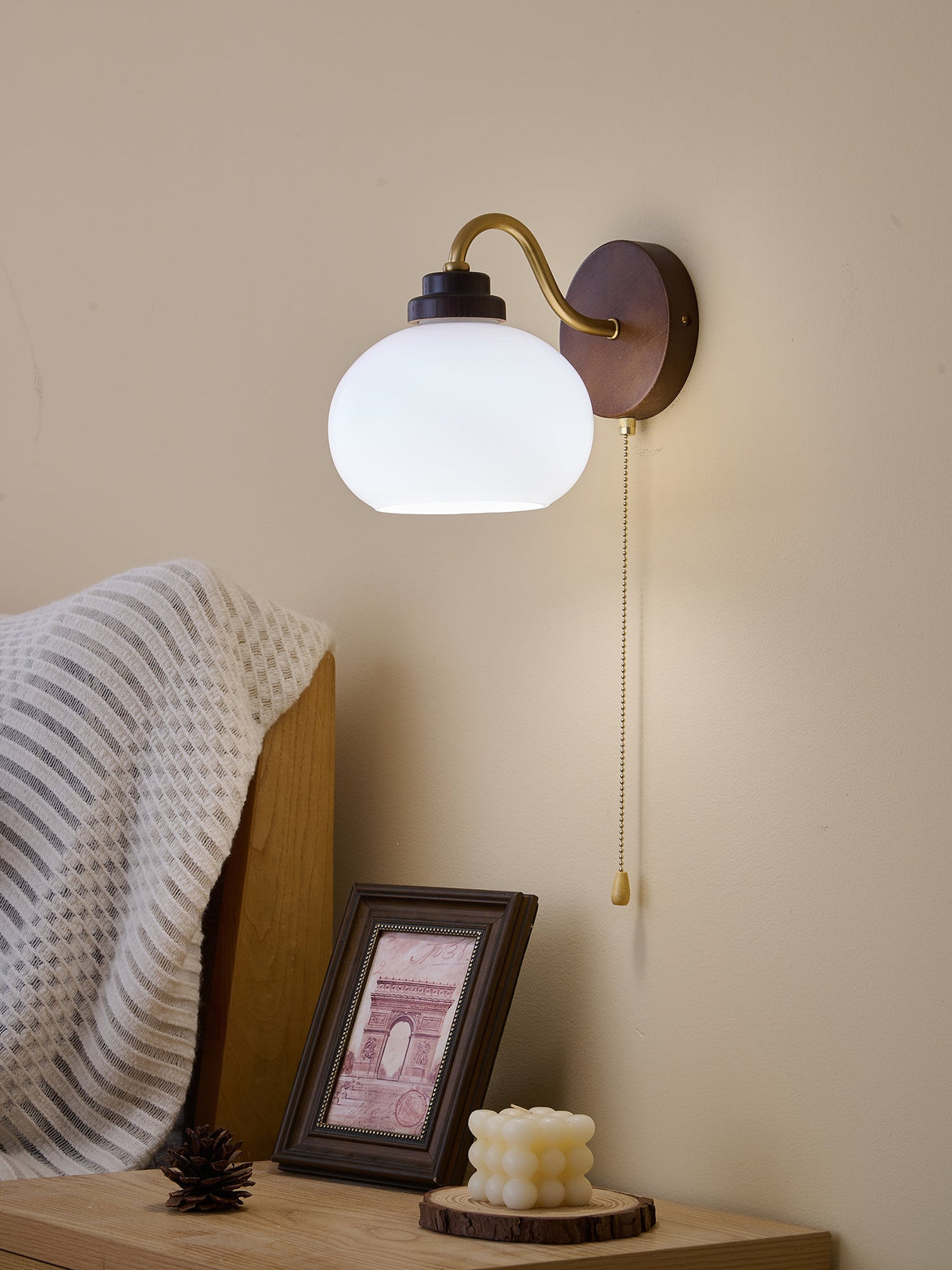 Verrane — Applique murale en bois et verre