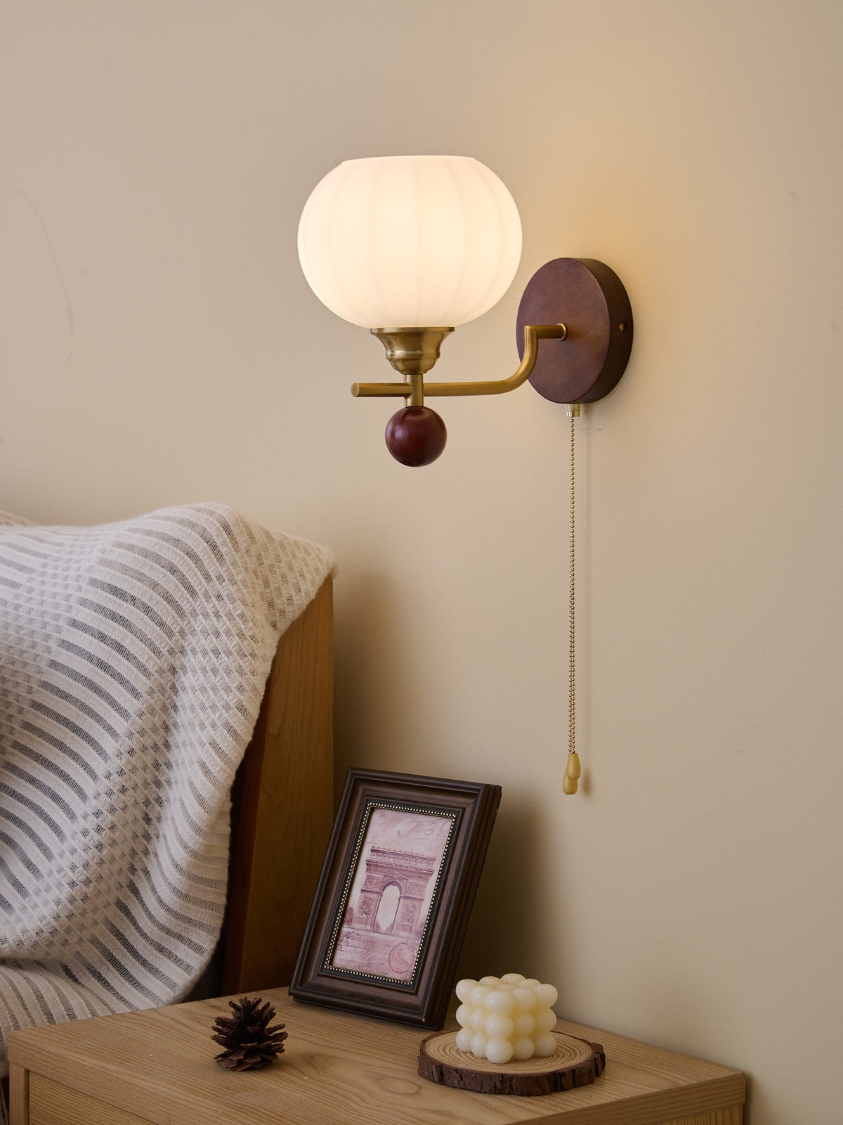 Verrane — Applique murale en bois et verre