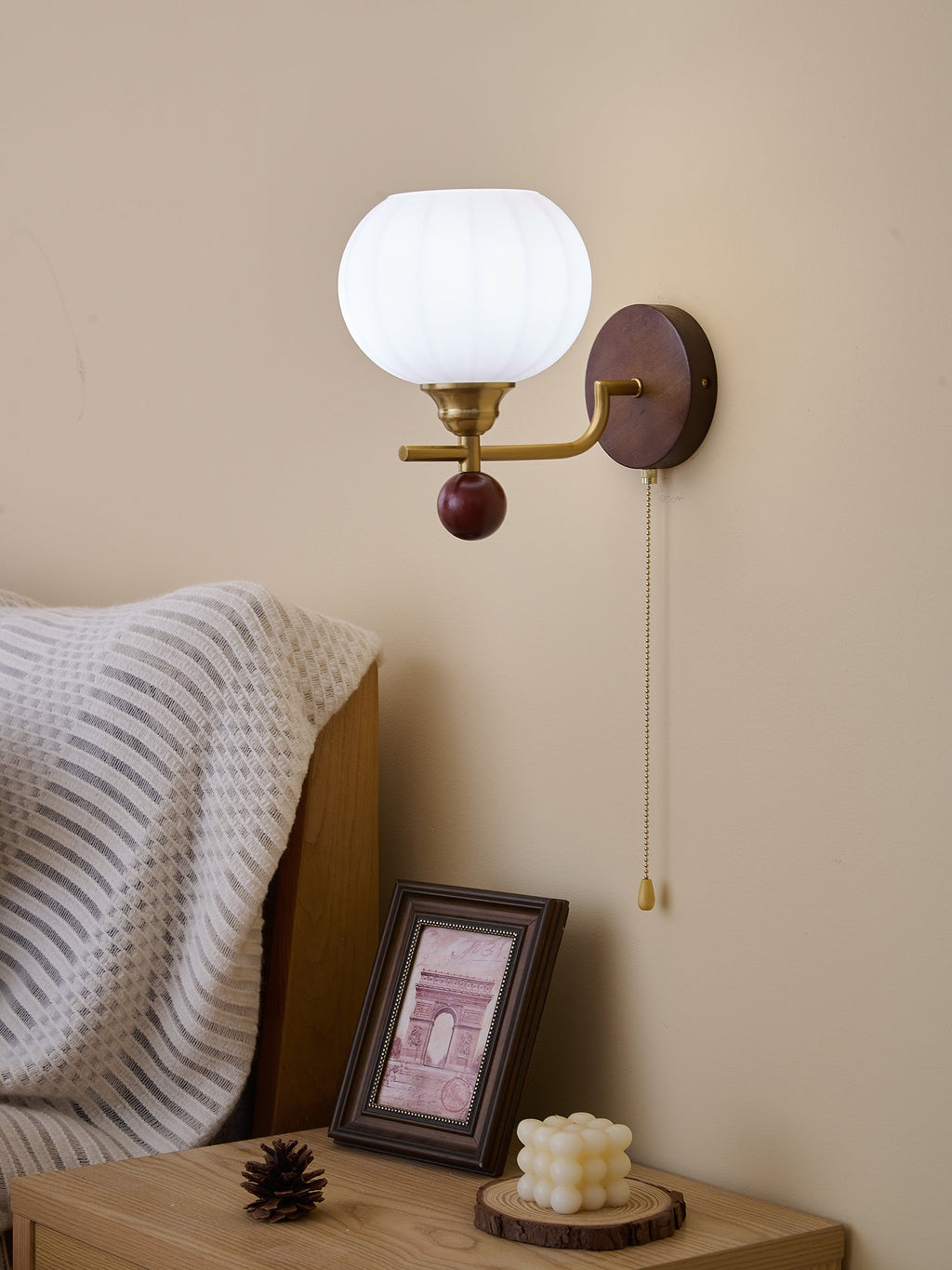 Verrane — Applique murale en bois et verre