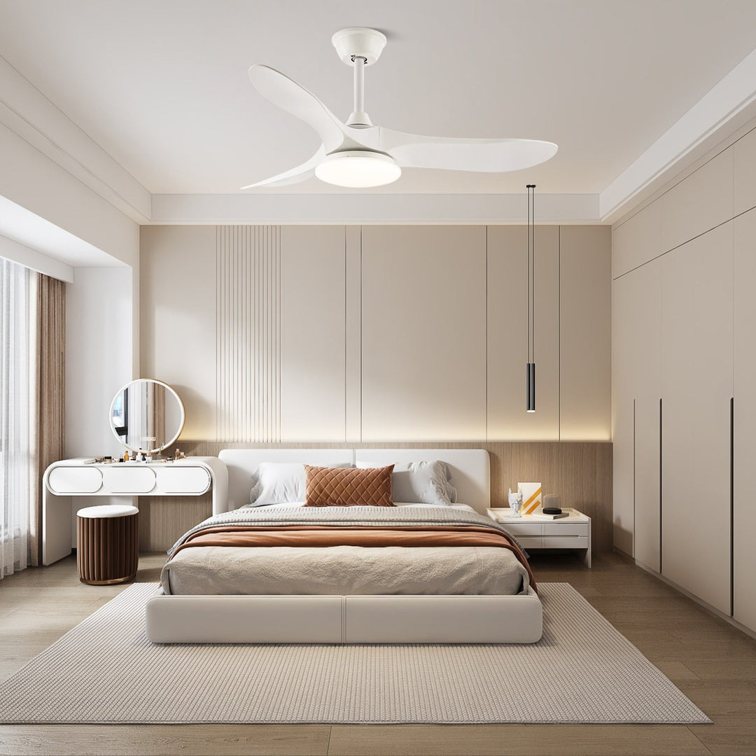 Liora — Ventilateur de plafond lumineux en bois