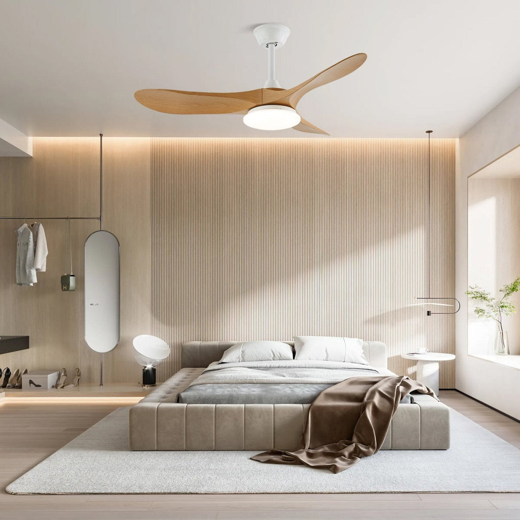 Liora — Ventilateur de plafond lumineux en bois