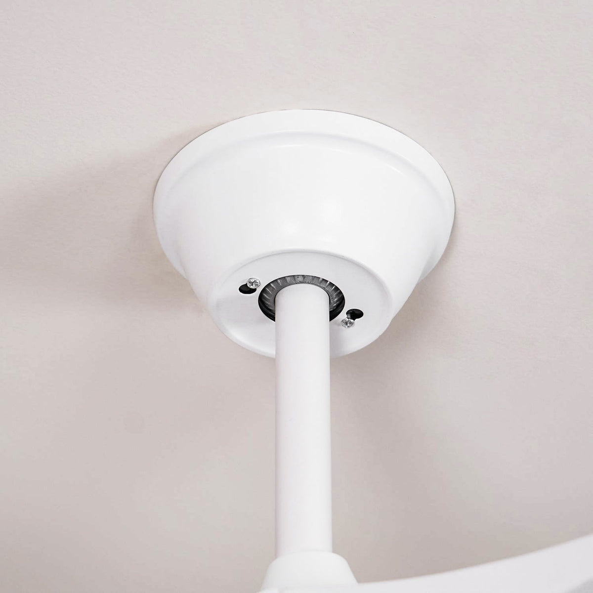 Liora — Ventilateur de plafond lumineux en bois