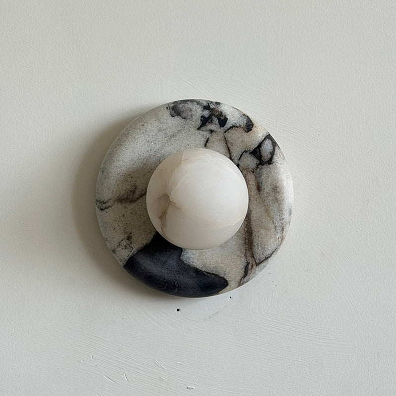 Alba — Applique murale en marbre et albâtre