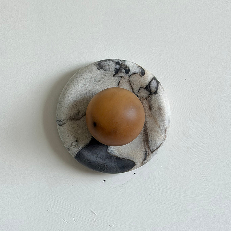 Alba — Applique murale en marbre et albâtre
