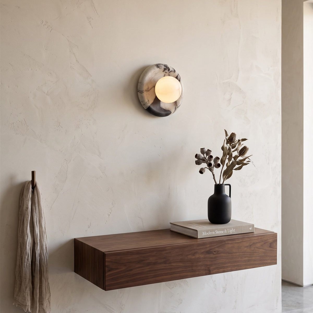 Alba — Applique murale en marbre et albâtre