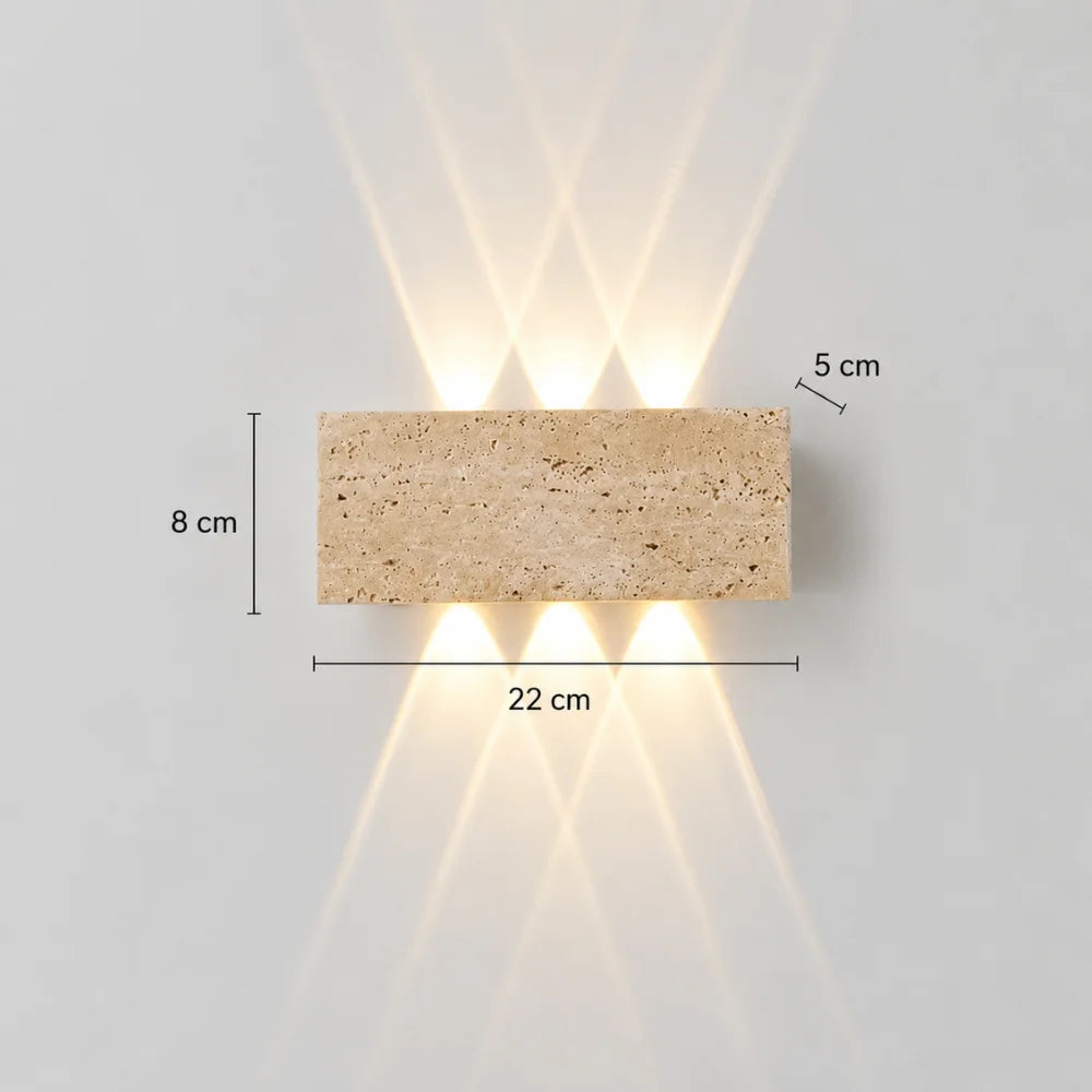 Sorella — Applique LED en travertin naturel