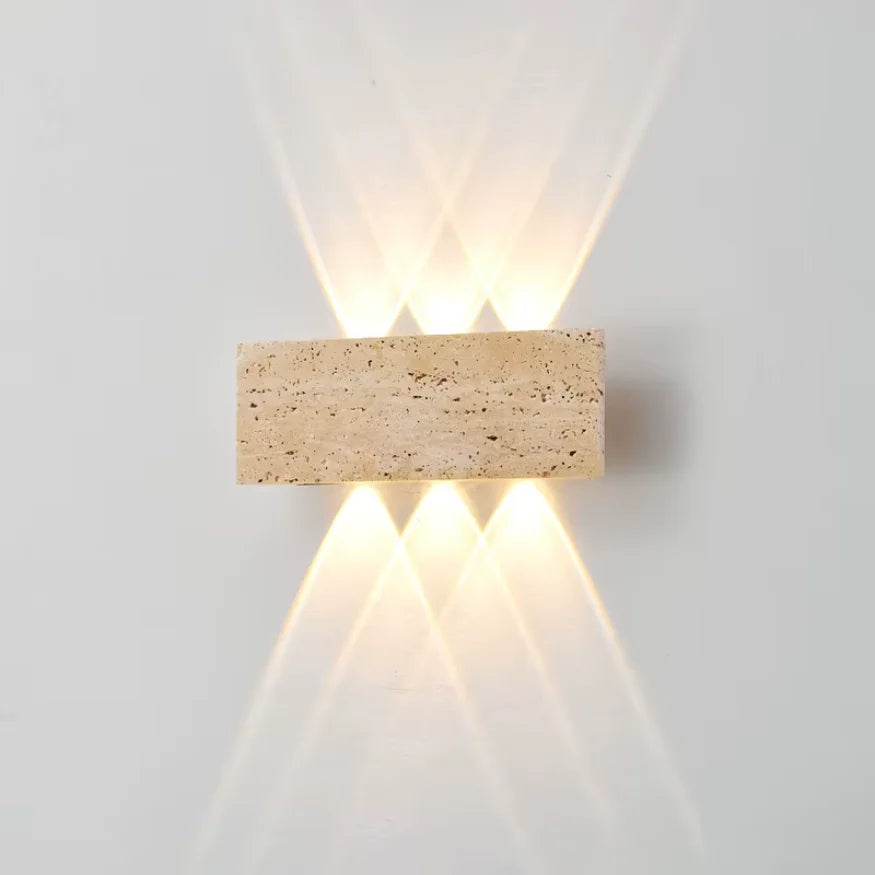 Sorélia — Applique extérieure LED en travertin