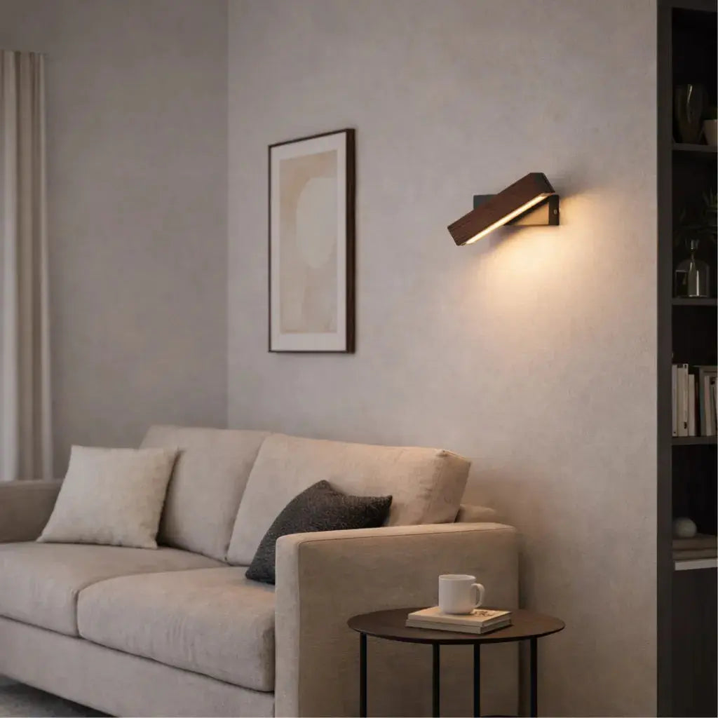 Ornéa — Applique murale LED en bois de noyer