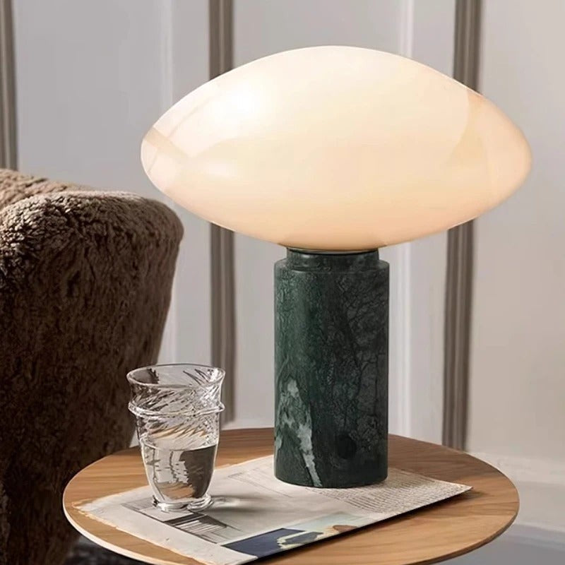 Lampe à Poser Nordique en Marbre Véritable – Modèle Kuméa (DIMOREE)