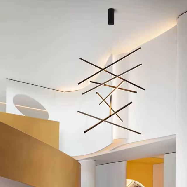 Grande Suspension LED pour Cage d'Escalier – Modèle Altéra (DIMOREE)