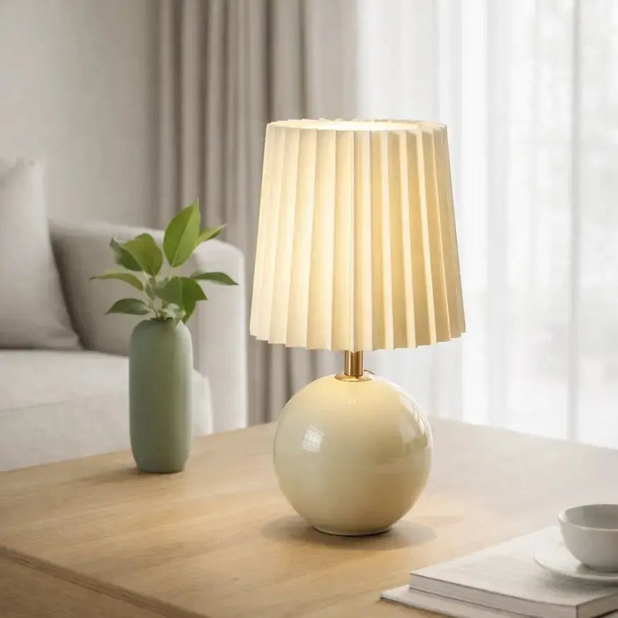 Noré — Lampe de chevet à base sphérique en céramique