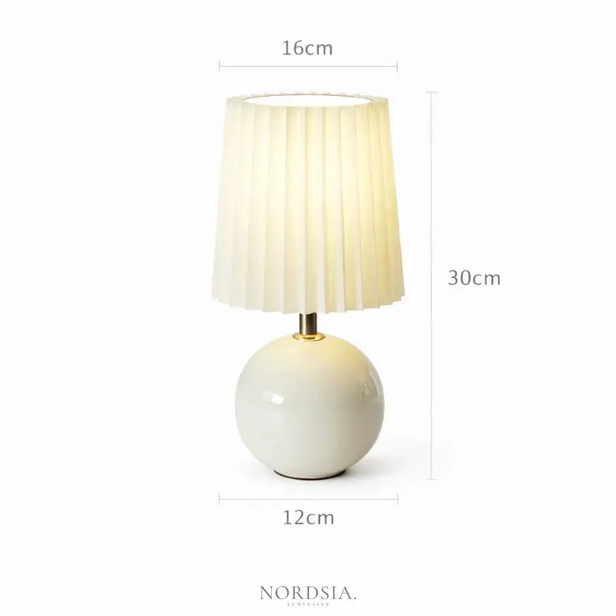 Noré — Lampe de chevet à base sphérique en céramique