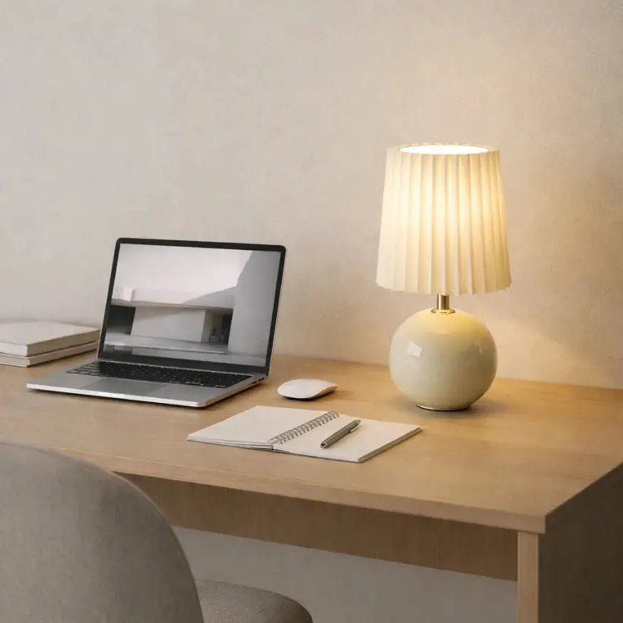 Noré — Lampe de chevet à base sphérique en céramique