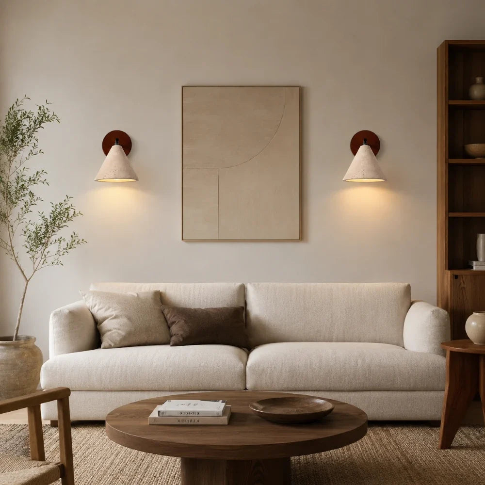 Lyrane — Applique murale conique en travertin