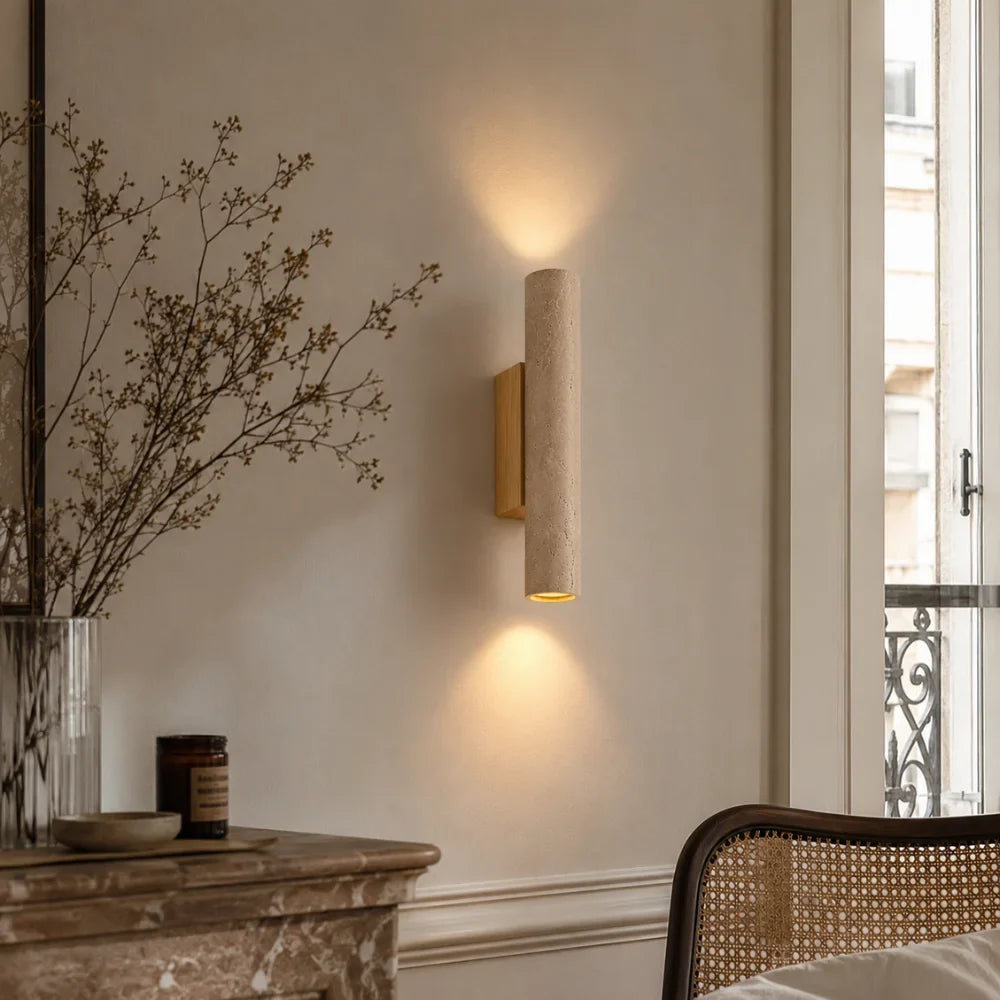 Mysane — Applique verticale en travertin et bois