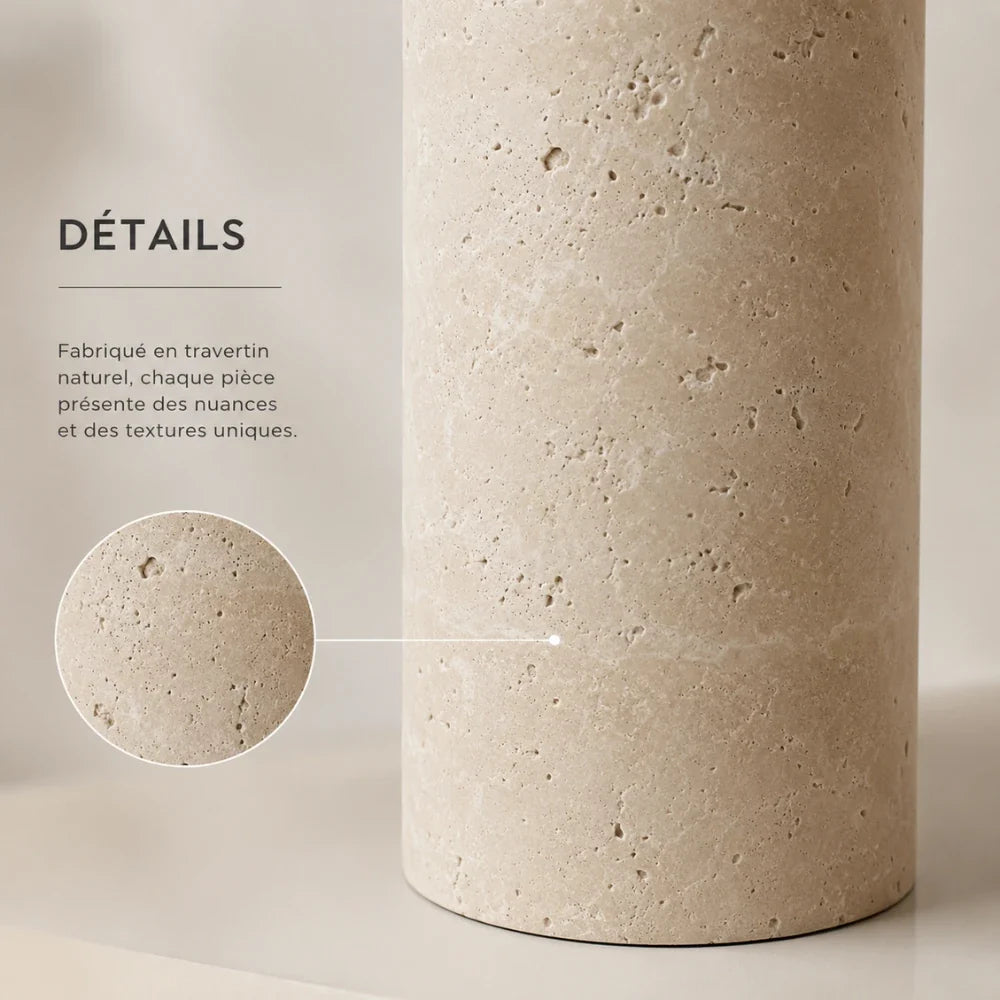 Nomia — Lampe sculpturale en travertin naturel