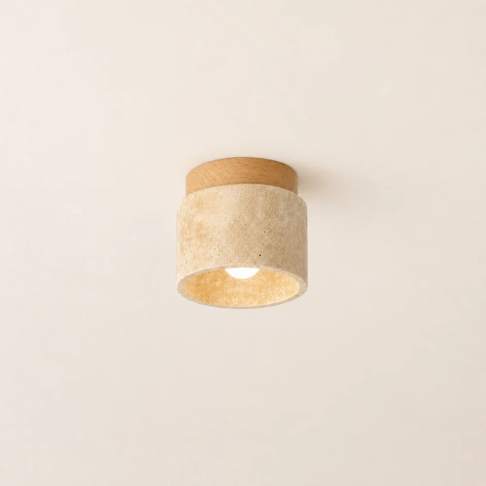 Nordana — Plafonnier compact en travertin et bois