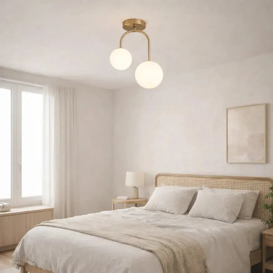 Gloa — Plafonnier minimaliste en métal doré