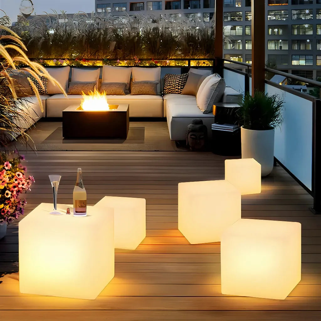 Cubo — Lampe cube LED rechargeable d'extérieur